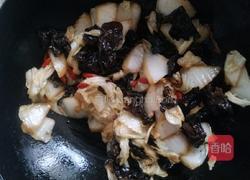 白菜片炒木耳的做法图解7