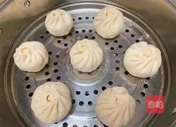 Illustration of how to make steamed buns 6