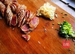 蒜蓉香肠的做法图解3