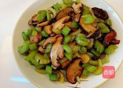 香菇西芹的做法图解6