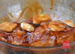 咸蛋黄酿叉烧的做法图解4