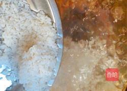 皮蛋瘦肉粥的做法