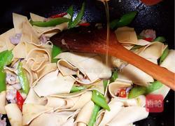 尖椒炒豆皮的做法图解8