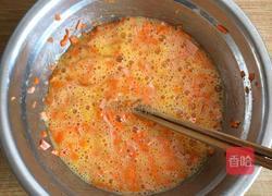 快捷早餐：胡萝卜火腿鸡蛋饼的做法图解3