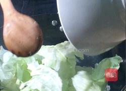 炝炒圆白菜（手撕包菜）的做法图解5