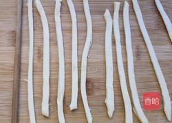 香酥小麻花的做法图解12