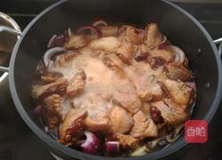 家庭焖鸡块的做法图解4