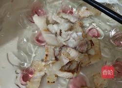 五花肉炒荷兰豆的做法图解4