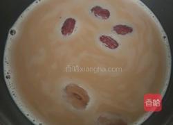 红枣奶茶的做法图解3
