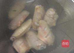 藤椒汁豆瓣醬雞翅的做法图解2
