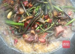 蕨菜炒腊肉的做法图解13
