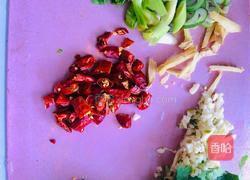 酸菜鱼的做法图解1