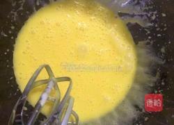 不开裂的纸杯小蛋糕的做法图解4