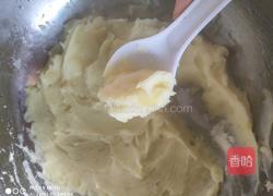 土豆煎饼的做法图解1