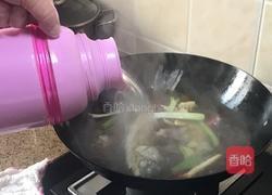 烧鲫鱼的做法图解4