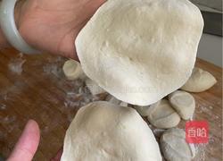 猪肉香菇包子的做法图解4