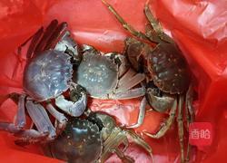 毛豆炒螃蟹的做法图解1