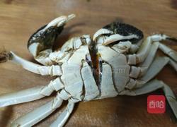 毛豆炒螃蟹的做法图解2