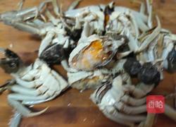 毛豆炒螃蟹的做法图解3