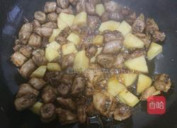 土豆炖鸡脖的做法图解4