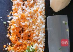 胡萝卜莲藕饼的做法图解1