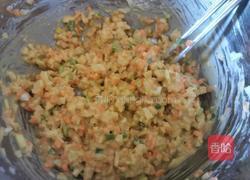 胡萝卜莲藕饼的做法图解3