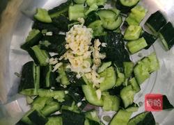 拍黄瓜的做法图解1