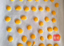 蛋黄小饼干的做法图解3
