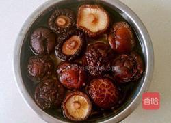 香菇西蓝花（减肥好吃）的做法图解1