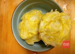 酸菜炒肉的做法图解2