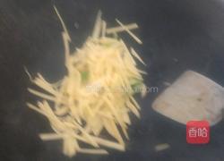 土豆炒青椒的做法图解4