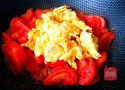 鸡蛋炒西红柿的做法图解6