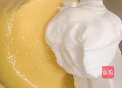 八寸戚风蛋糕,仅5样材料的做法图解4