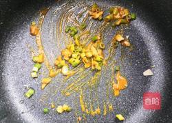 咖喱火腿蛋炒饭的做法图解4