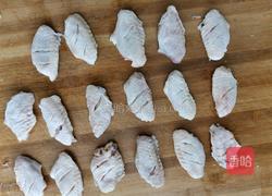 奥尔良香辣炸鸡翅的做法图解1