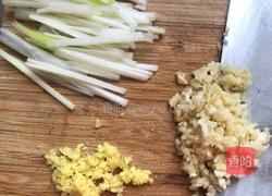 番茄鱼片汤的做法图解3