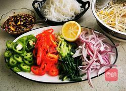 辣炒河粉的做法图解1