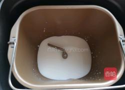 椰蓉馅面包（椰蓉面包）的做法图解2