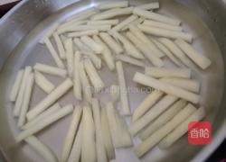 宅家必备下午茶~炸鸡翅薯条的做法图解3