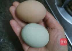 鱼汤鸡蛋羹的做法图解1