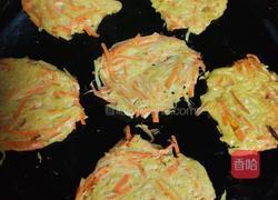 胡萝卜土豆饼的做法图解6