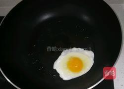 鸡蛋火腿三明治的做法图解2