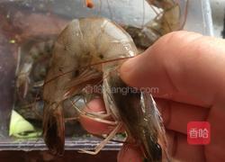 西蘭花炒蝦仁的做法图解4