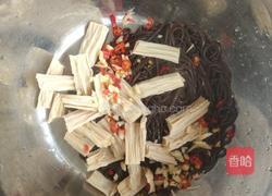 凉拌蕨根粉的做法图解5