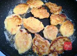 土豆饼的做法图解3