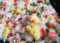 菠萝咖哩炒饭的做法图解11