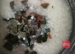 皮蛋瘦肉粥的做法图解6