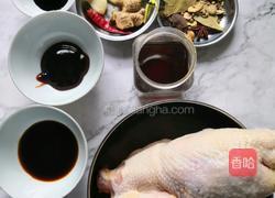 电饭锅焖鸡的做法图解1
