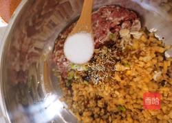 猪肉土豆包子的做法图解17