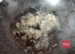 百合拌木耳的做法图解7